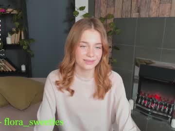 female cam couple thomashelena image #1380263