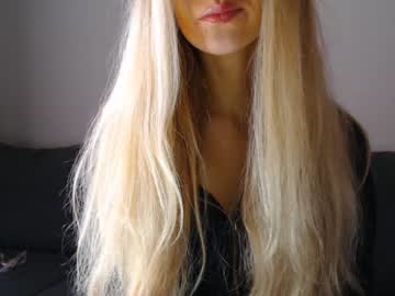 female cam girl pervyblonde image #1202917