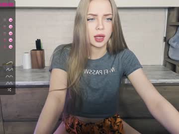 female cam girl lol1_lovelali image #1645089