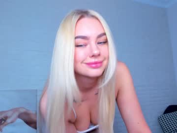 female cam girl 8a8y_nura image #1631849