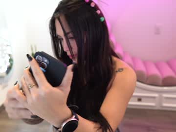 female cam girl ashlyeroberts1 image #1907995