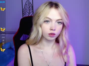female cam girl small_blondee image #3751056