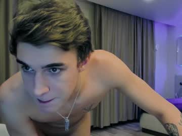 female cam man justin_martin666 image #1012119
