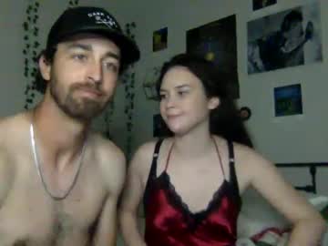 female cam couple zandg image #4030513