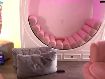 female cam girl ashlyeroberts1 image #2534105