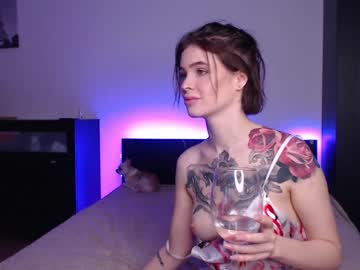 female cam couple sex_revolution image #541349