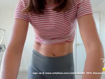 female cam girl eatmypie69 image #369888