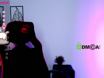 female cam girl small_blondee image #3617017