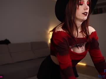female cam girl _blackbee_ image #2985590