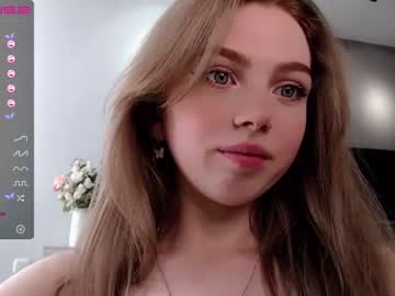 female cam girl small_blondee image #1804282