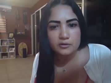 chicanica  female  webcam