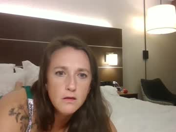female cam couple boredw3thous3wif3 image #4036540