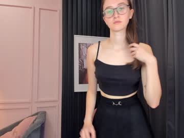 female cam girl emily_barness image #2523514