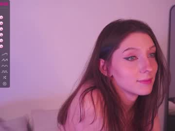 female cam girl elizabetheuphoria image #3594973