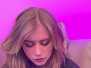 female cam girl shycinderella image #404271