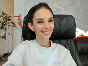 female cam girl hotfallingdevil image #1037434