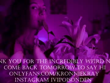 female cam girl kronniekray image #708072
