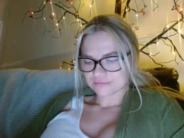 britishcandyxx  female  webcam