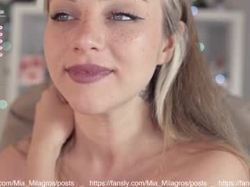 female cam girl mia_milagros image #2500116