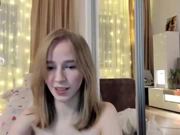 happiness_s  female  webcam