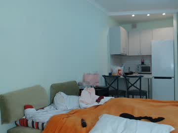 slyme_  female  webcam