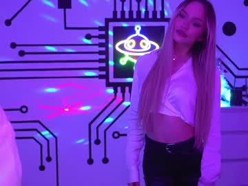 female cam couple anabel054 image #1145980