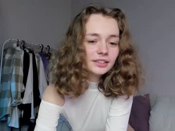 female cam girl mxxnsxsul image #2215507