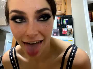 female cam girl chroniclove image #2241834