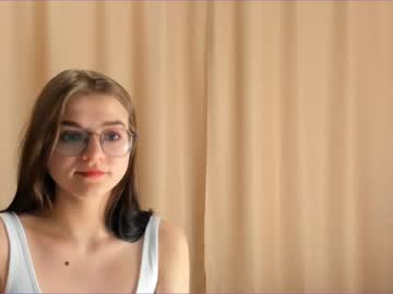 amyharvess  female  webcam