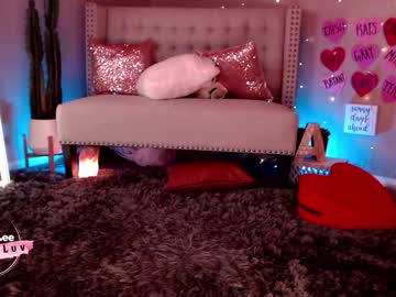 female cam girl aubrilee image #3732131