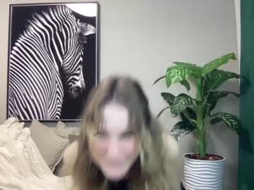 female cam girl pae0n1a image #2677524