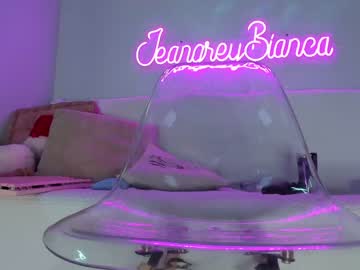 female cam girl jeangreybianca image #3494429