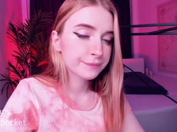 female cam girl pocketrocket_ image #852043