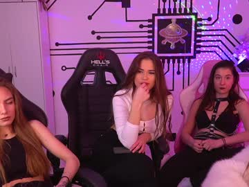 female cam couple anabel054 image #945497