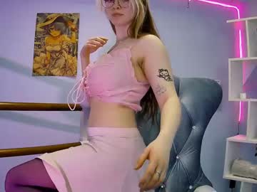 aliceflow  female  webcam