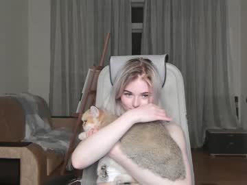 female cam girl yuppiyulia image #234352
