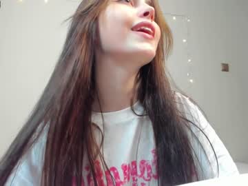 maya_baker  female  webcam