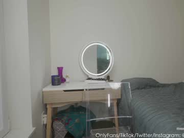 female cam girl saraxjacob image #1378769