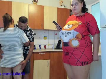 female cam couple juliana35 image #2547176