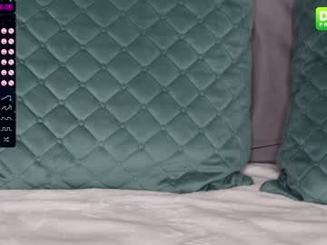 female cam girl fallen_angel_18 image #1561568