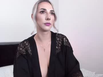 female cam girl allayah image #2028865