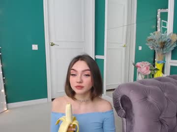female cam girl adelewilson__ image #1143980
