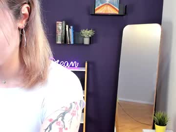 female cam girl lynnfloor image #4051817