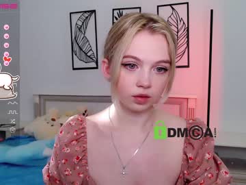 female cam girl small_blondee image #3484454