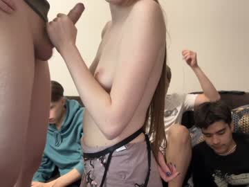 female cam couple horny_cup image #2355248