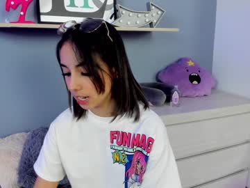 female cam girl saschaholmen image #3200371