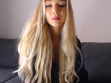 female cam girl pervyblonde image #1238329