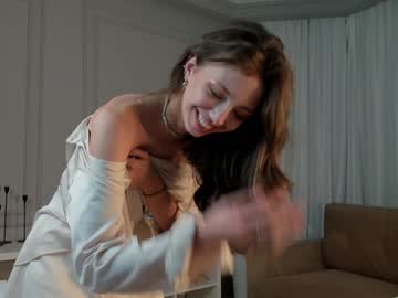 female cam girl after_n00n image #4032311