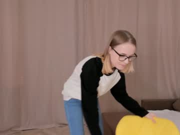 female cam girl vikinikie image #3922007