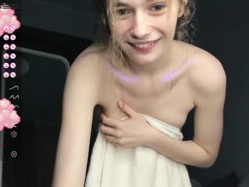 female cam girl mxxnsxsul image #2267149